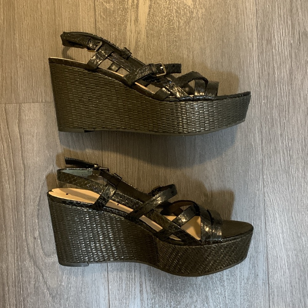Via Spiga Black Strappy Platform Wedge Sandals. Size 9